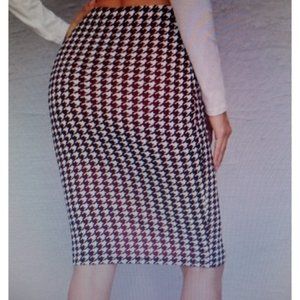 Button Front Houndstooth Slit Hem Skirt - Size M (NWOT)